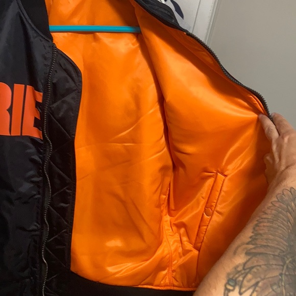 Vlone bomber jacket - Picture 6 of 9